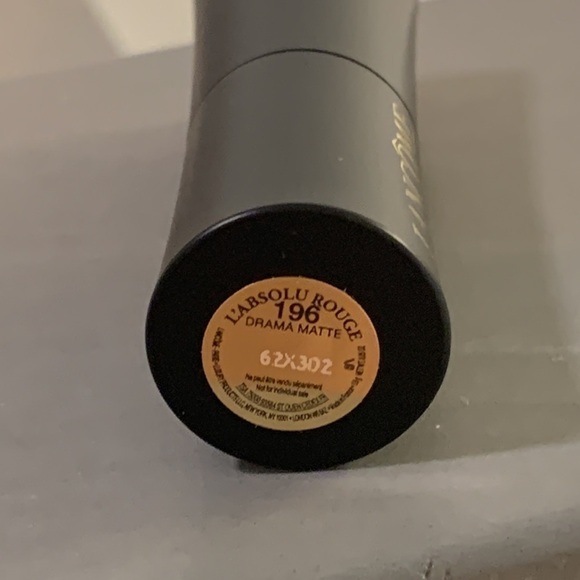 Lancôme Lipsticks duo 196 Drama Matte and 274 Cream - Picture 7 of 13